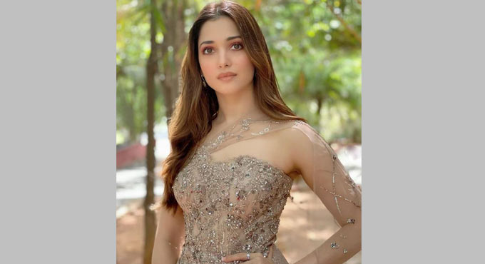 Tamannaah Bhatia entertains fans with some fun reels