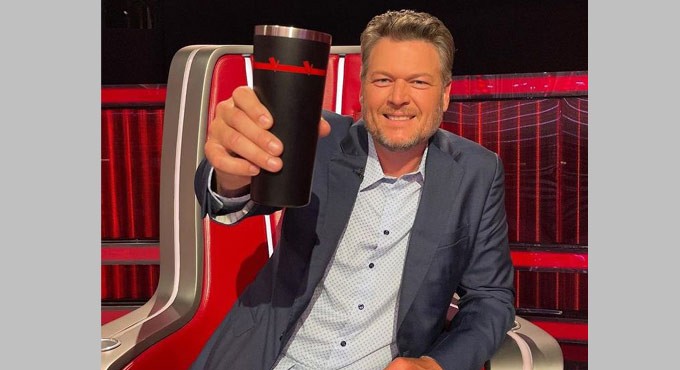 Blake Shelton, Gwen get hitched in intimate wedding ceremony