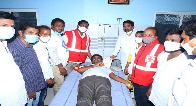 Blood donation camp held in Mancherial to help thalassemia, sicke cell patients