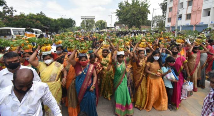 Bonalu: Traffic restrictions in Hyderabad on Sunday and Monday