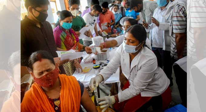 India adds 43,654 COVID-19 cases, 640 deaths