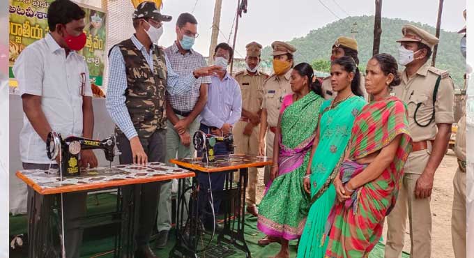 Rallies, multiple distribution drives mark International Tiger Day in Asifabad