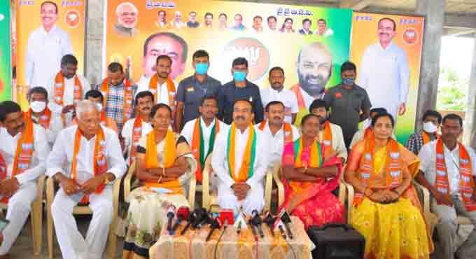 Eatala Rajender to embark on padayatra