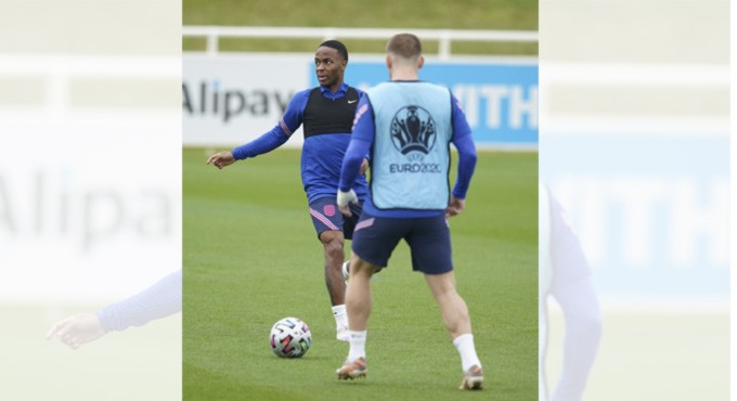 In-form England can script history