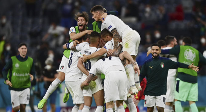 Dominant Italy march into European Championship semis