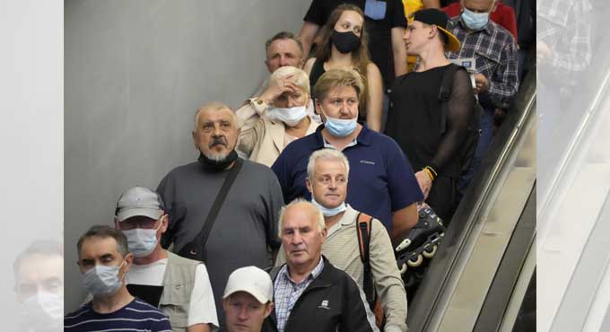 Face masks to become personal choice as UK lifts lockdown