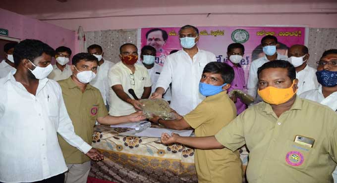 Auto Drivers Cooperative Society set up in Siddipet 