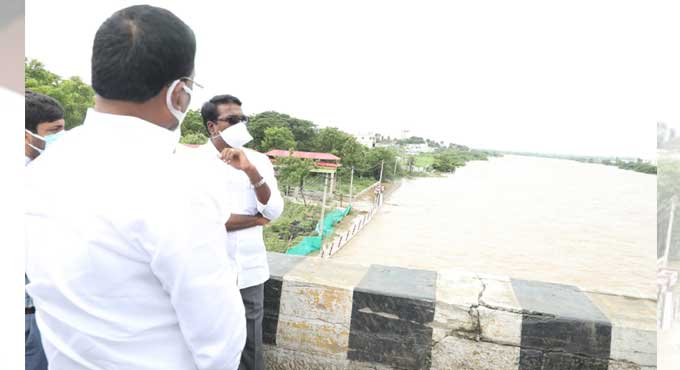 Heavy rains: Khammam district administration on high alert, says Puvvada