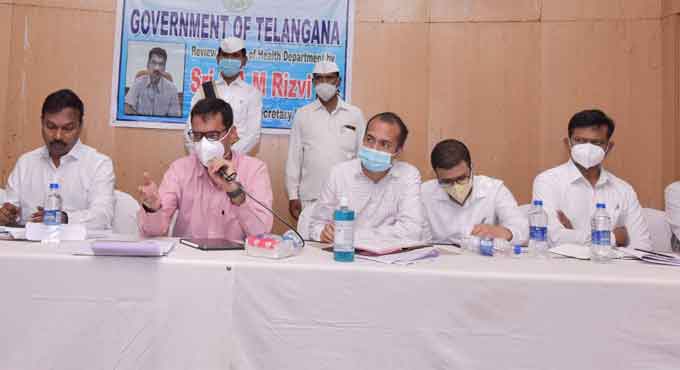 Telangana Health Secretary visits Nalgonda, puts border district on alert