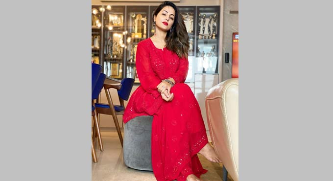 Hina Khan learnt to ride a bike for her role in ‘Lines’