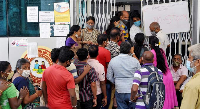 India reports 43,509 new Covid-19 cases, 640 deaths