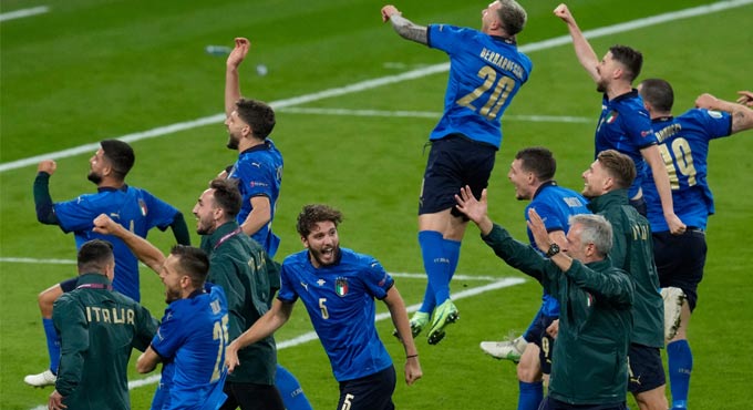 Italy reach Euro 2020 final after penalty shootout against Spain