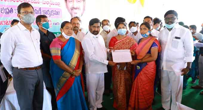 Telangana’s welfare schemes role model for nation: Jagadish Reddy