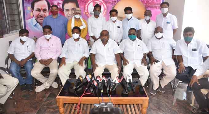 MLA Jogu Ramanna thanks people for making plantation drive a success