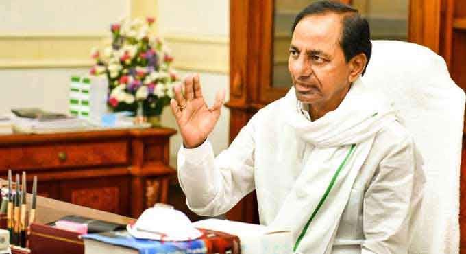 KCR phones Dalit leader, invites him for meeting