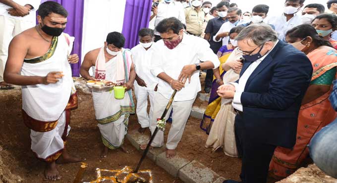 10,000 weavers will get employment in Sircilla Apparel Park: KTR