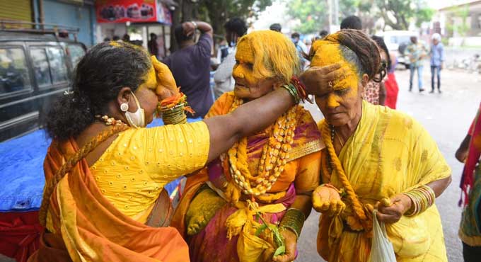 ‘Kalyanam’ festivities begin at Balkampet Yellamma temple in Hyderabad