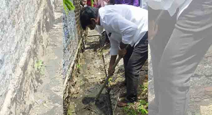 Puvvada warns officials against neglecting Palle Pragathi works