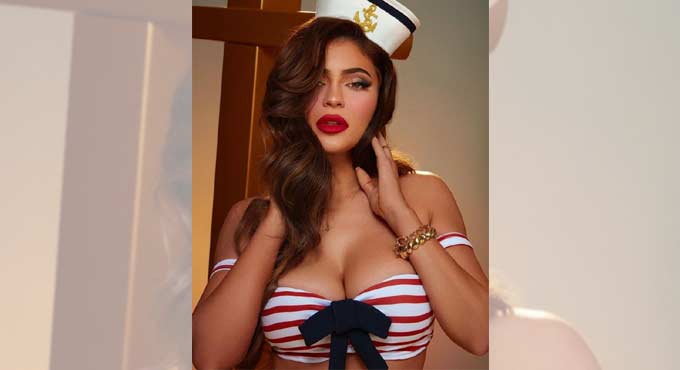 I had an insecurity with my lips, says Kylie Jenner