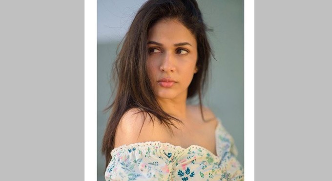 This is how Lavanya Tripathi cools off by the pool side