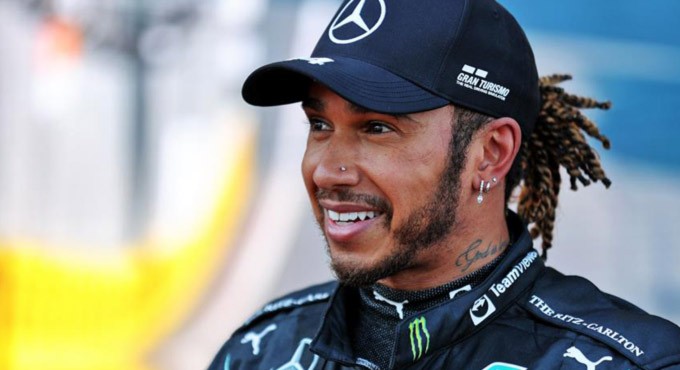 Hamilton to stay with Mercedes until at least 2023 season