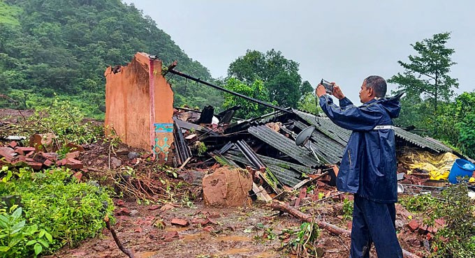 Maharashtra: 44 bodies recovered from debris of Raigad landslide ...