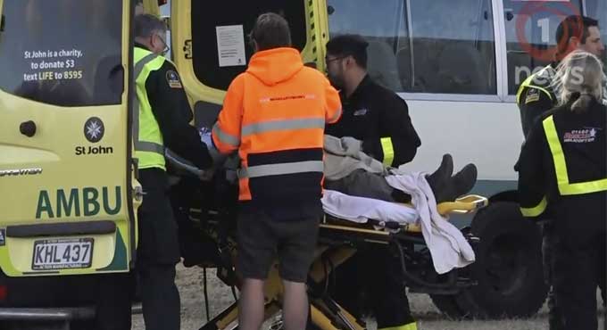 New Zealand hot air balloon crashes, injuring all 11 aboard