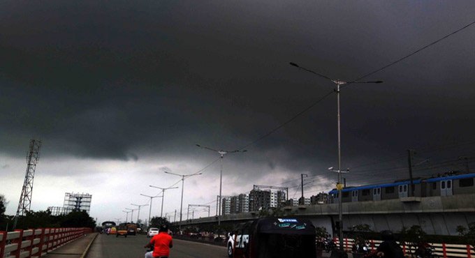 Heavy rains: IMD issues red alert for Telangana
