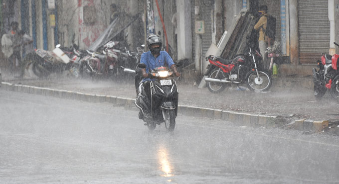 Rains continue to lash Telangana