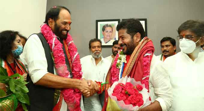 Revanth Reddy takes charge as TPCC president