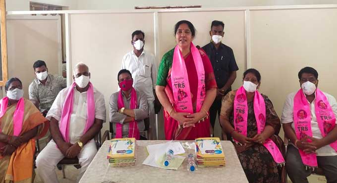 TRS party committed to the welfare of its workers: Satyavathi