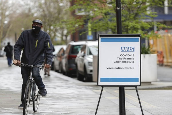 UK unveils financial aid to boost cycling, walking