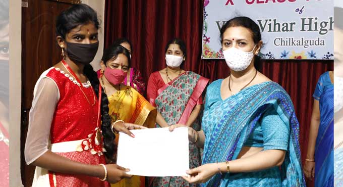 Class X toppers felicitated in Hyderabad