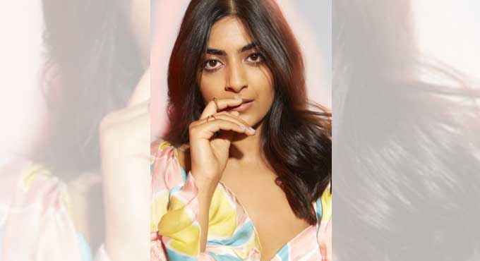 Zayn Khan’s fangirl moment with co-star Neeraj Madhav