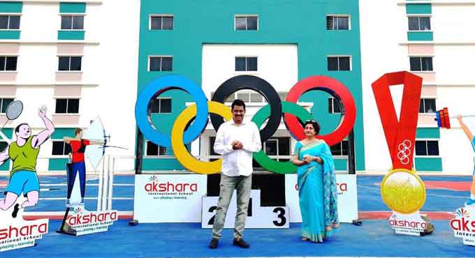 Akshara International School installs huge Olympic rings
