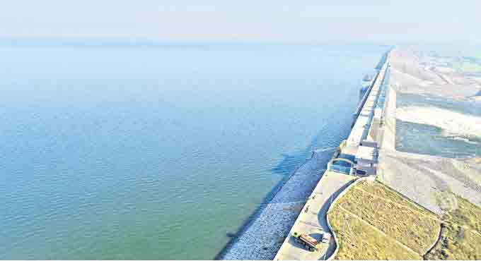 Mid Manair Dam has great potential for tourism: KTR