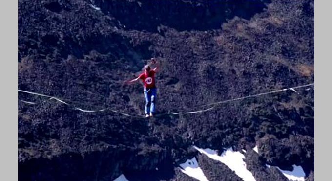 Watch: These tightrope walkers are breaking records