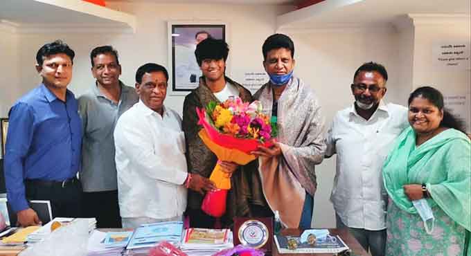 Young footballer Adarsh feted by SATS chairman