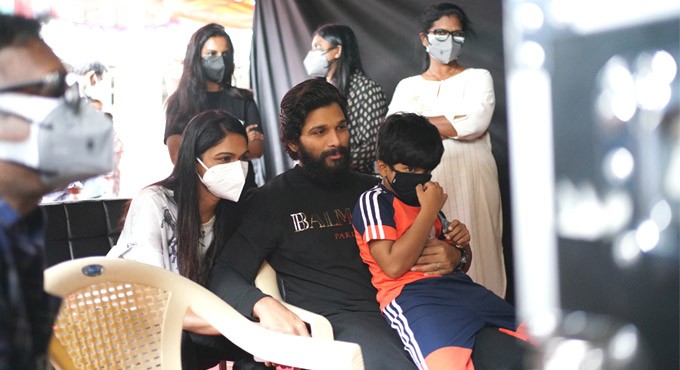 Allu Arjun visits daughter Arha on ‘Shaakuntalam’ sets