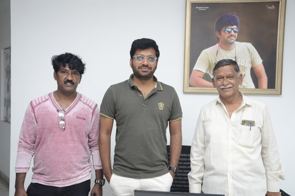 Anil Ravipudi unveils motion poster of suspense thriller ‘Kalakar’