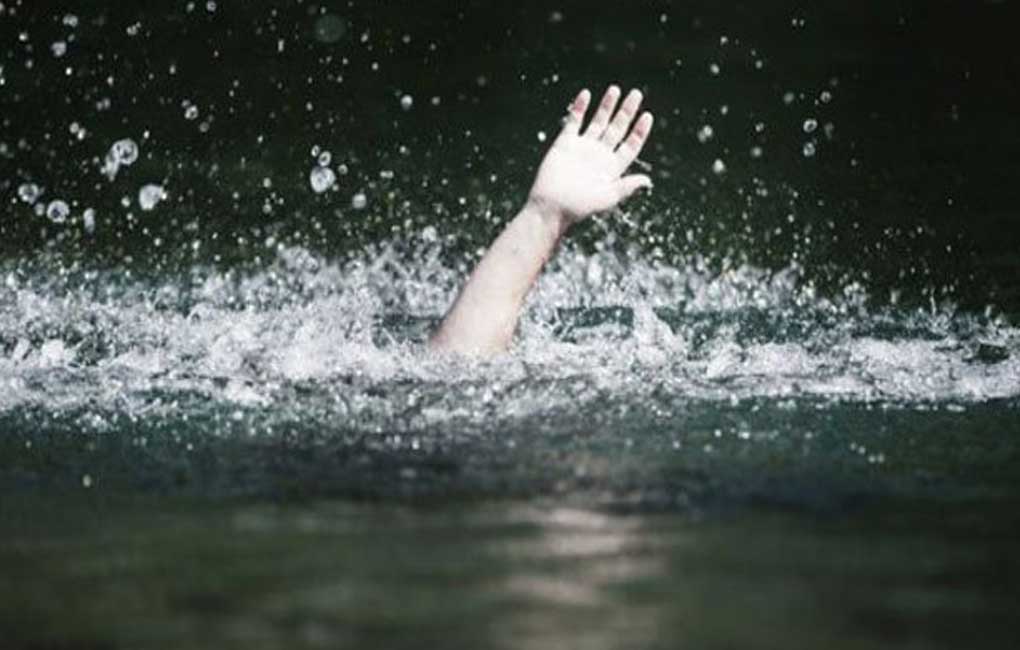 Heavy rains: Man washed away in stream in Asifabad