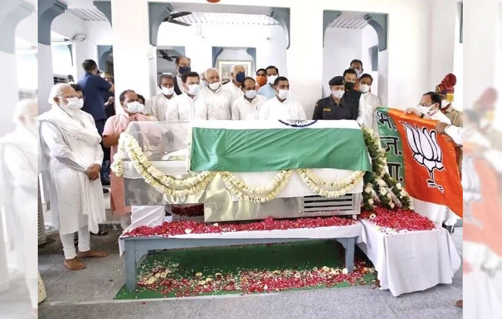 BJP flag over Indian flag at Kalyan Singh’s prayer meet triggers row