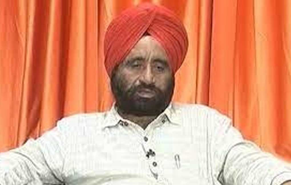 UP Minister stopped, made to walk through potholed street