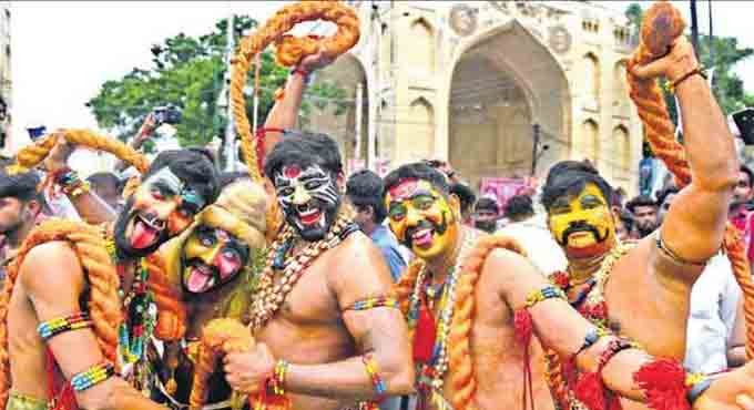 Bonalu procession begins in Old City