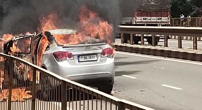 Car catches fire, occupants escape unhurt in Sangareddy