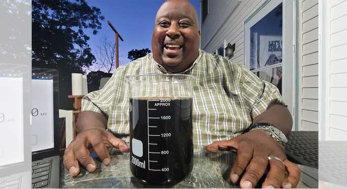 Breaking records: Man drinks 2L bottle of soda in 18.45 seconds