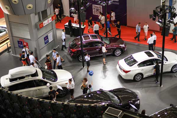 Covid shadow: Auto Expo 2022 postponed