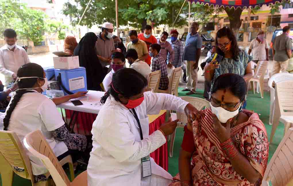 Telangana: 1.7 cr individuals received at least first dose of Covid vaccine