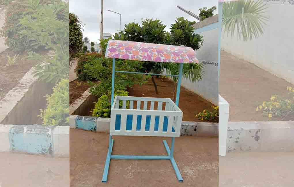 Sangareddy jail inmates gift a cradle to Sishugruha