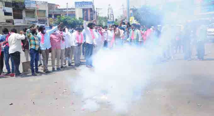 Dalits celebrate release of Rs 500 crore for Dalit Bandhu